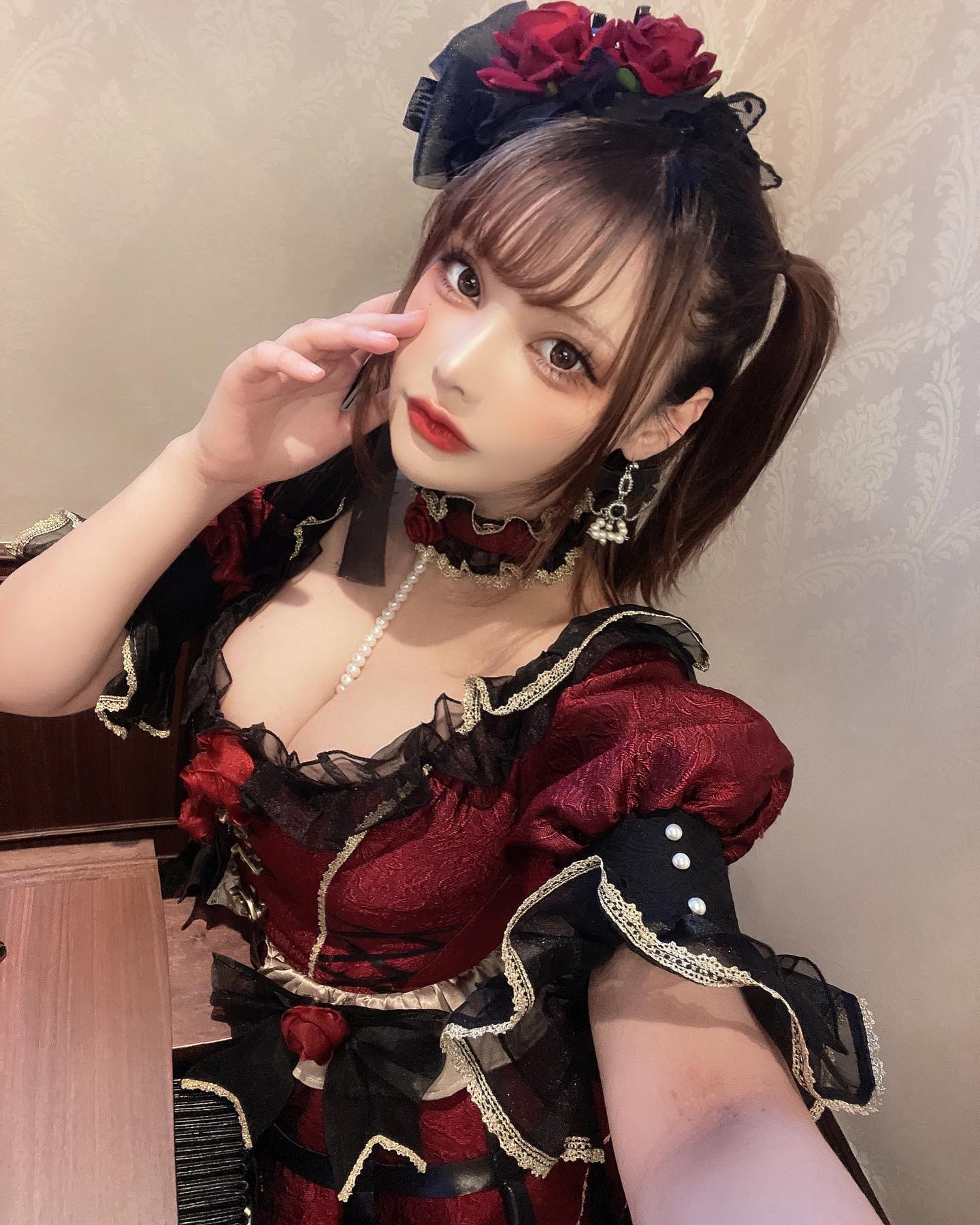 フォロワー50万人超コスプレイヤー＆歌舞伎町コンカフェオーナー【Bisquedoll】嬢王チロル“伝説の7日間BD”に迫る！ - 全国コンカフェマップ