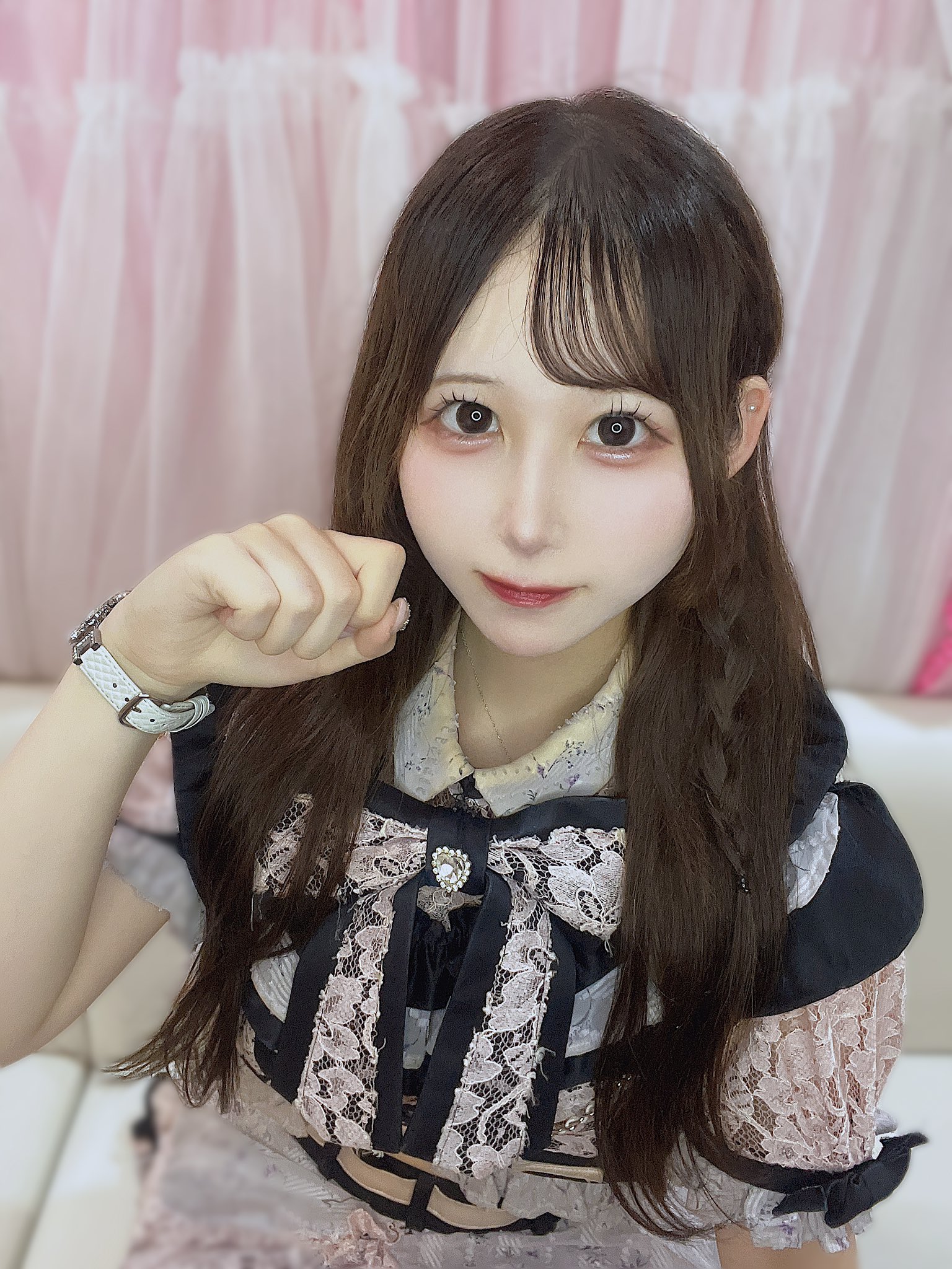 新規キャスト「もな」が登録されました