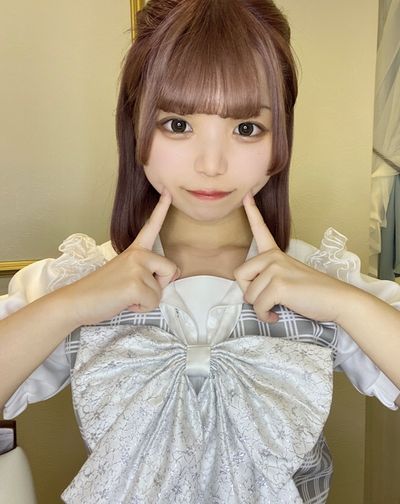 にこ